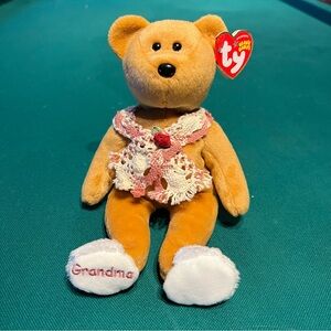 Ty Beanie Baby 2005 Grams the Bear